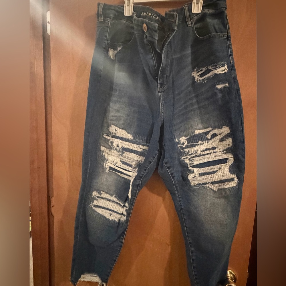 American Eagle Outfitters Ripped Blue Jeans
